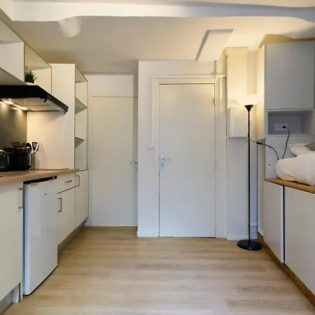 Fully-equipped Next To Flandres * Lille